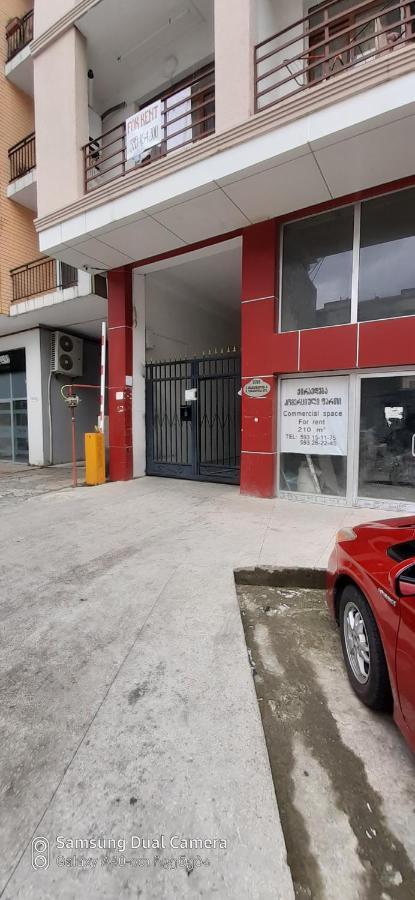 Parkside Apartament Lejlighed Batumi Eksteriør billede